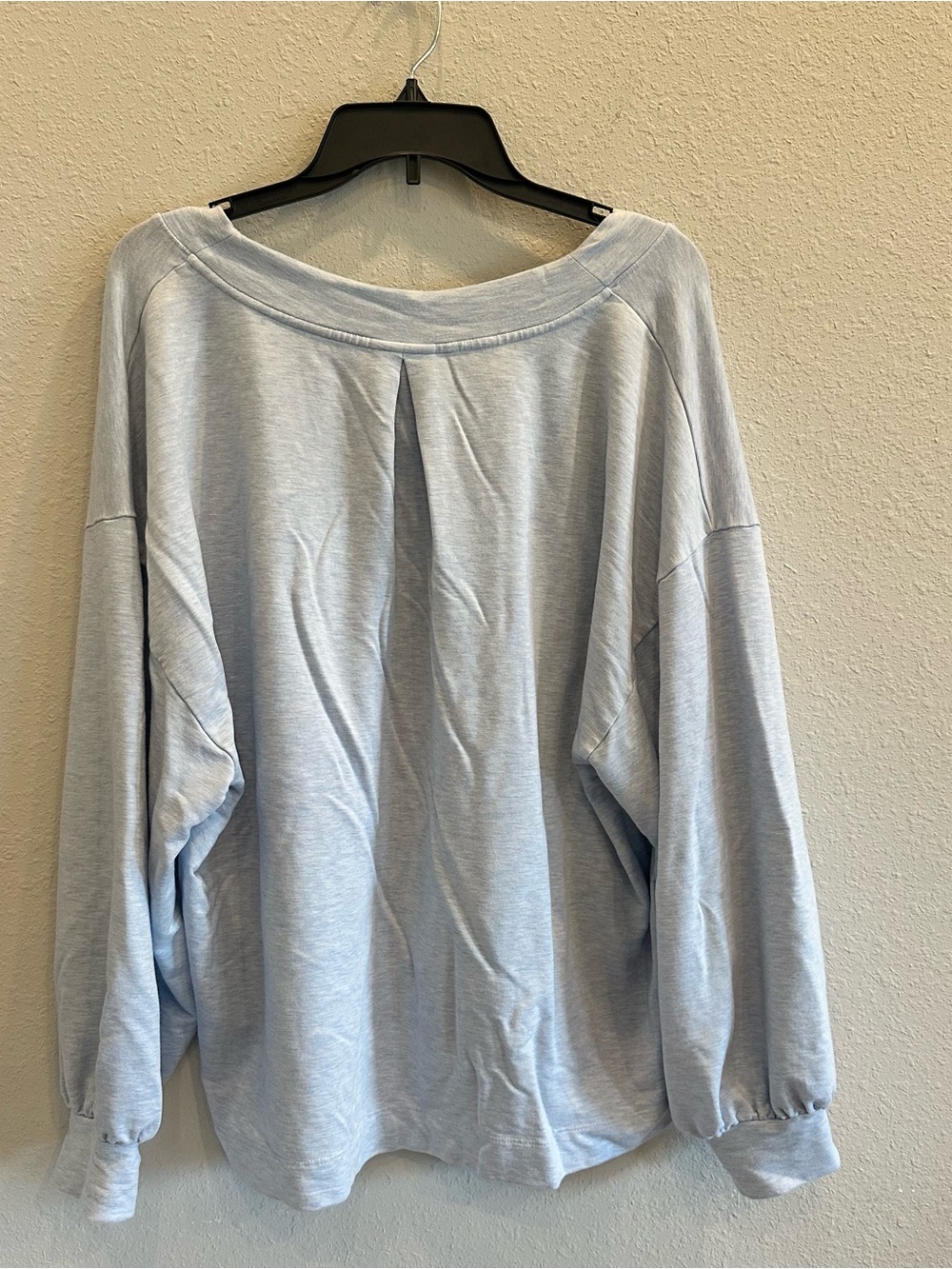 TravisMathew Light Blue V Neck Sweatshirt XXL Coastal Casual - Picture 4 of 4